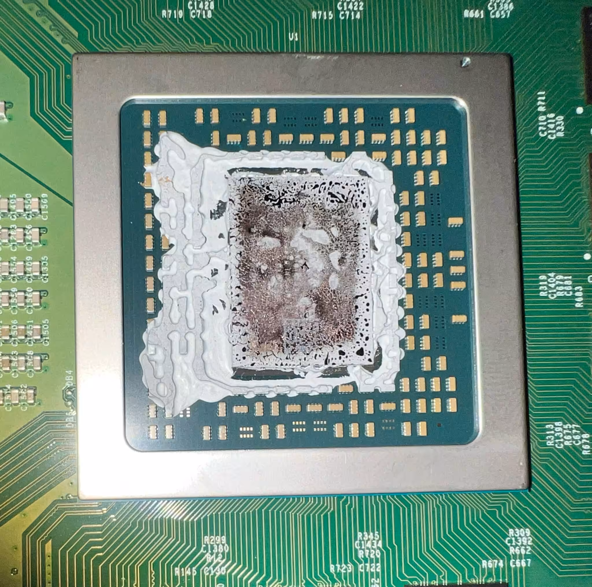 Xbox Series X-onderhoudsbeurt: interne reiniging tegen stof en oververhitting